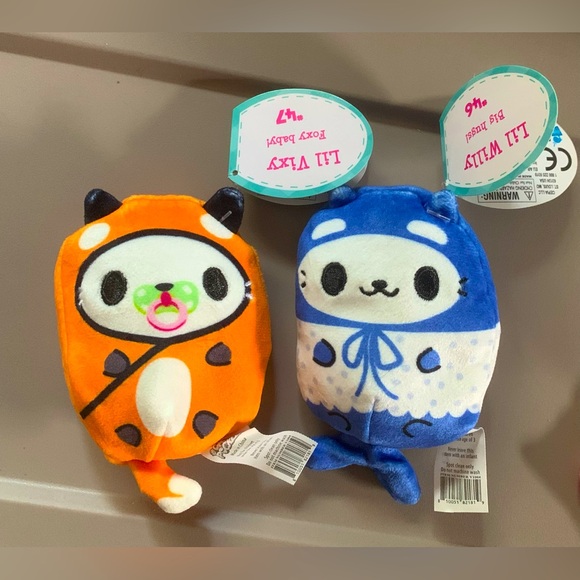 Cats vs Pickles : Kittens vs Gherkins - Two kittens and two blankets - Picture 2 of 4